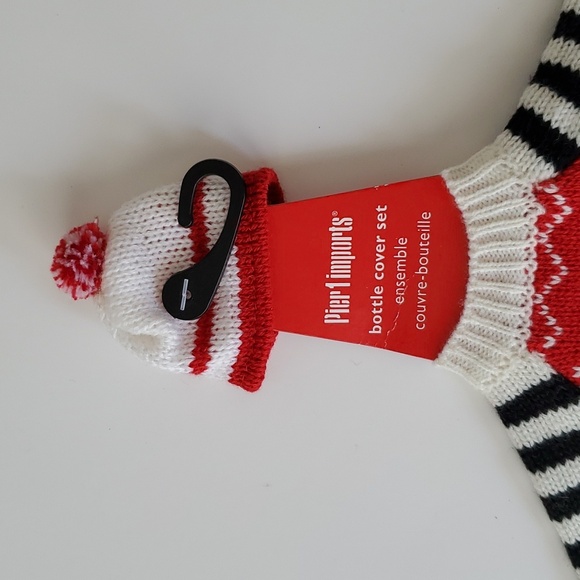 Pier 1 Imports Christmas Reindeer 2 Piece Bottle Cover Set NWT - Picture 3 of 6